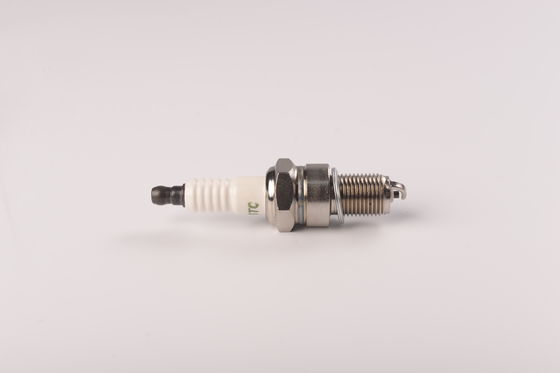 kupować Alternatywny automatyczny wtykacz zapłonu dla BPR6E BPR6ES11 W20TT W20EPR-U RN9YC 0242235663 produkcja online