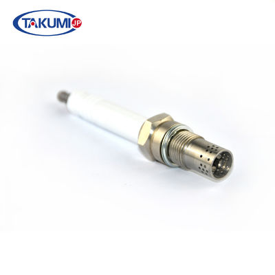 1.1 Mm Gap Denso Iridium Generator Świeca zapłonowa Ld7rtip Świeca zapłonowa małego silnika