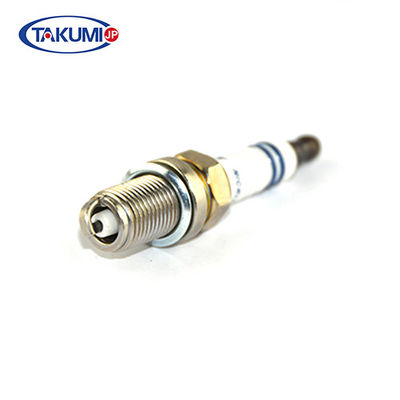 Oszczędzające paliwo automatyczne świece zapłonowe, części samochodowe Iridium Spark pasują do NGK 6418 BKR6EIX