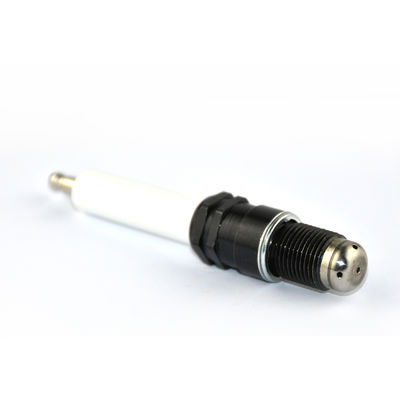 Palnik Industrial Spark Plug R6GC1-77-SPECJALNIE przeznaczony do