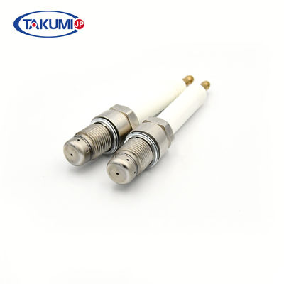 TAKUMI R6GC1-77M Wtykacz zapłonu OEM Wtykacz zapłonu dla silnika MTU 33